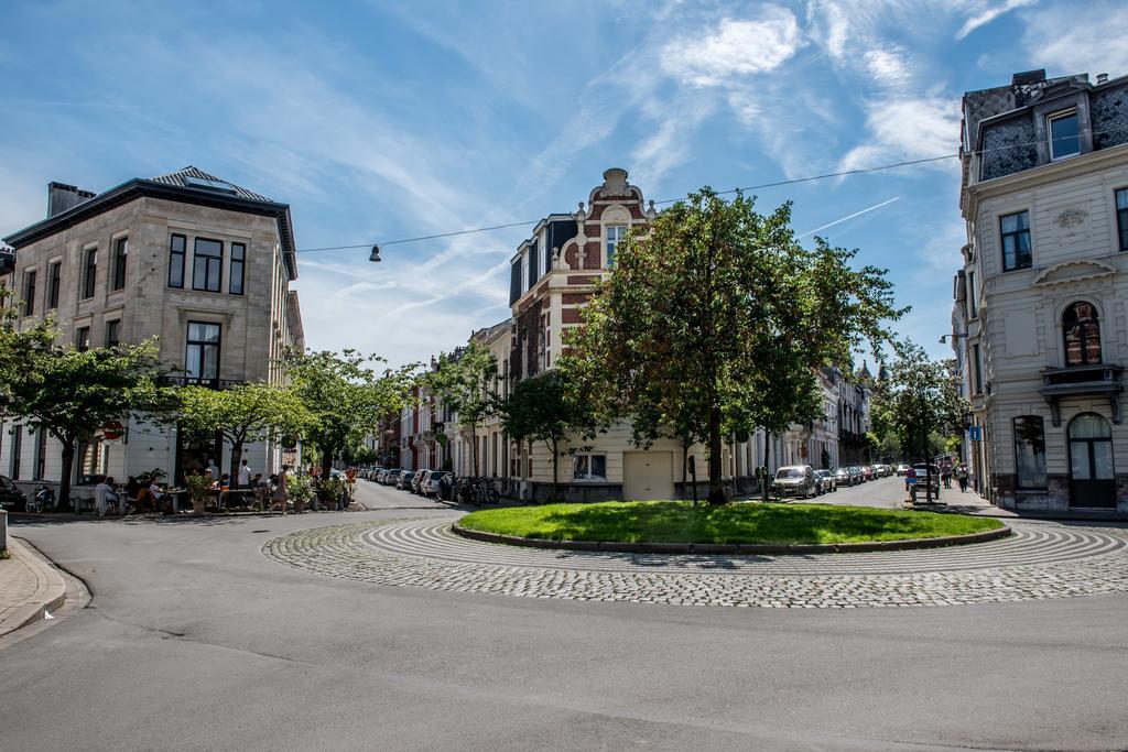 Arass Hôtel&Business Flats Antuérpia Exterior foto